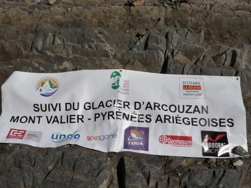 Mesures periodiques du glacier de l'Arcouzan (Ariège)